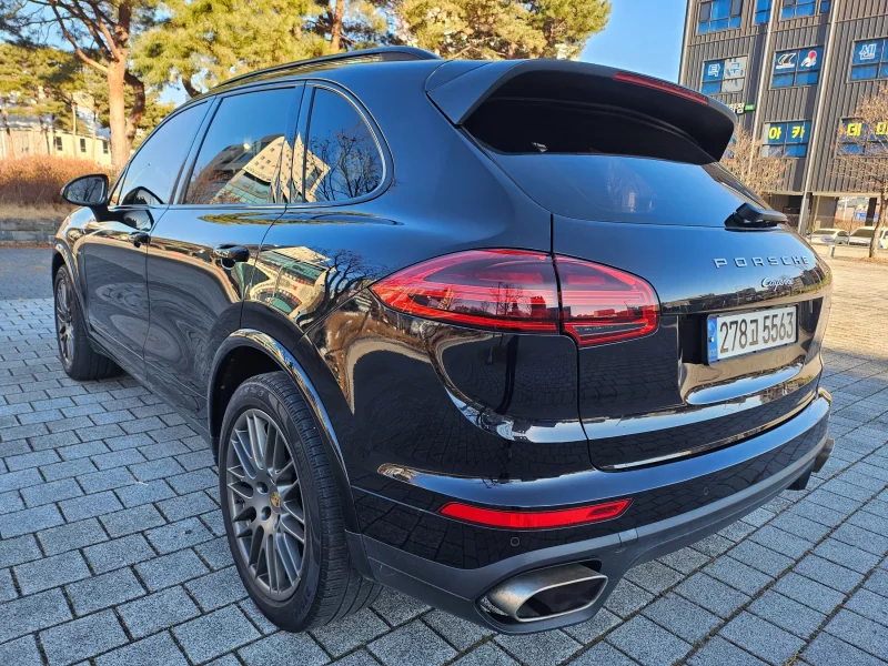 Porsche CAYENNE