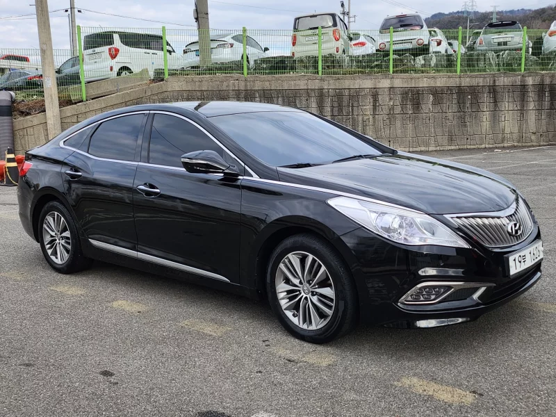 Hyundai Grandeur