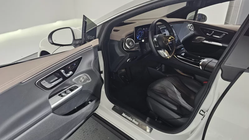 Mercedes-Benz EQE