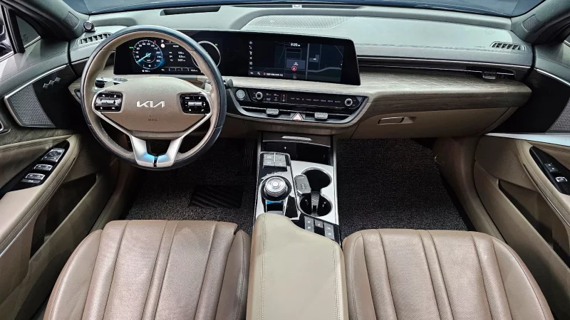 Kia K8