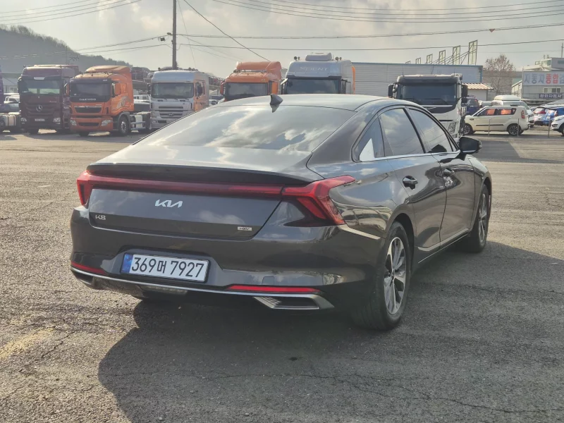 Kia K8