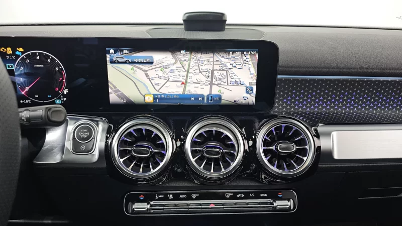 Mercedes-Benz GLB-Class