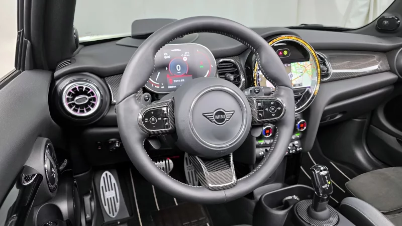 MINI Cooper Convertible