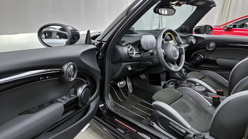 MINI Cooper Convertible