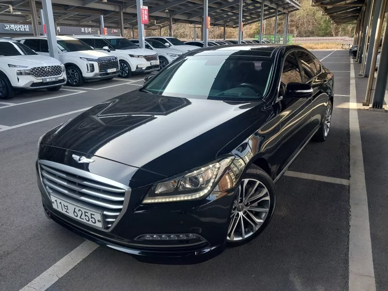 Hyundai Genesis