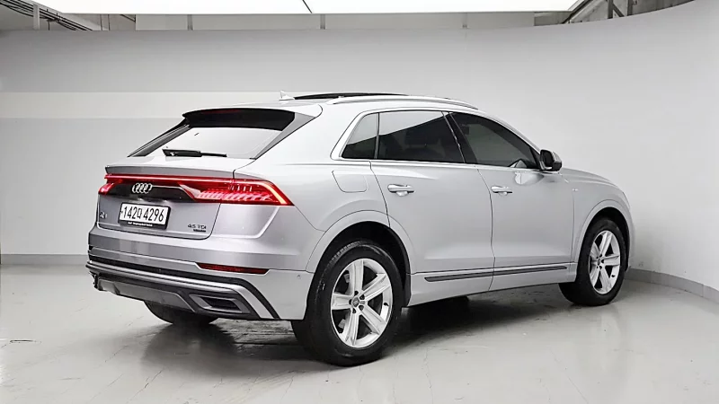 Audi Q8