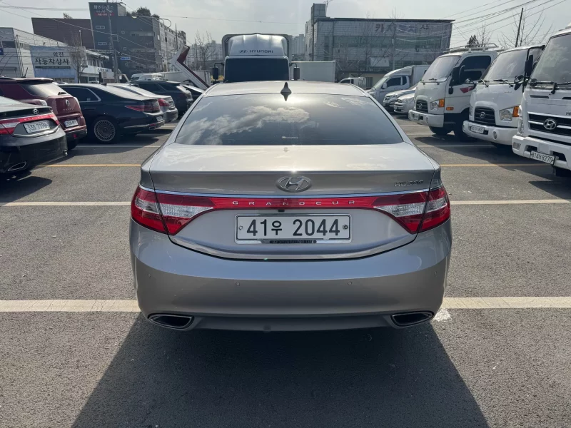 Hyundai Grandeur
