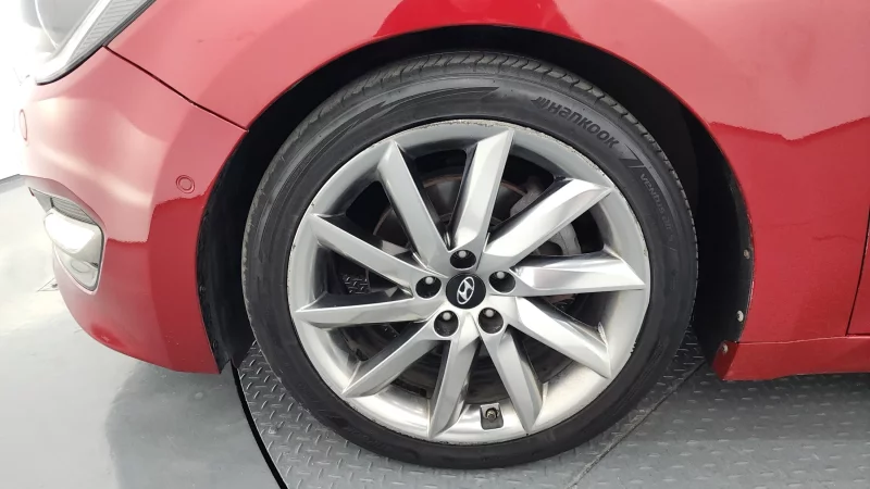 Hyundai Aslan