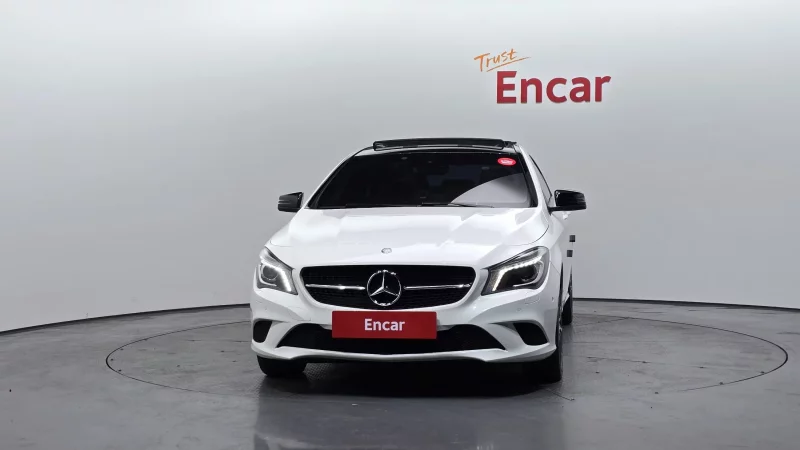 Mercedes-Benz CLA-Class