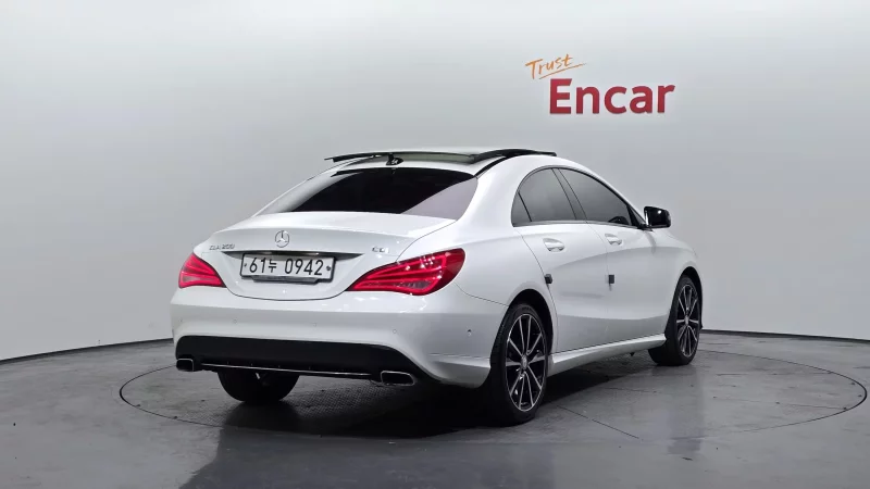 Mercedes-Benz CLA-Class