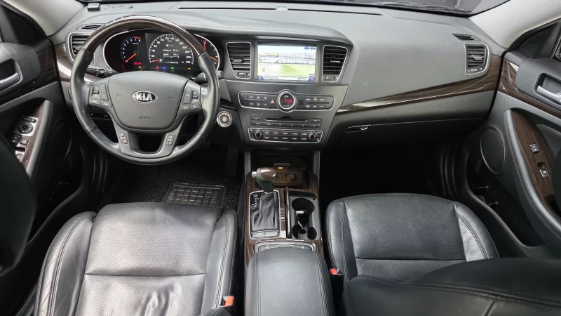 Kia K7