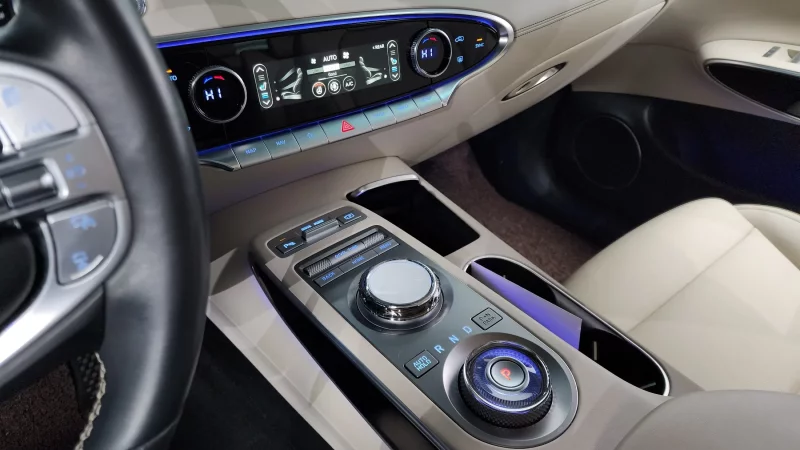 Genesis GV70
