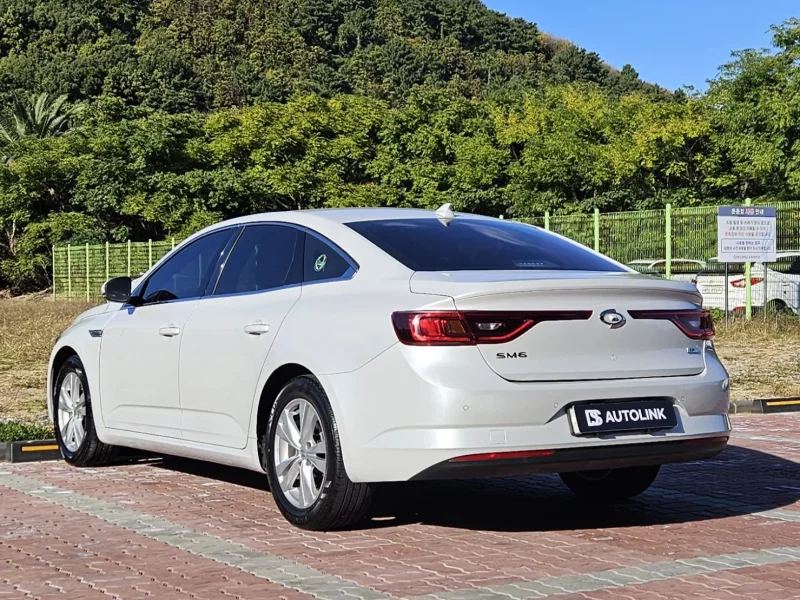Renault Samsung SM6