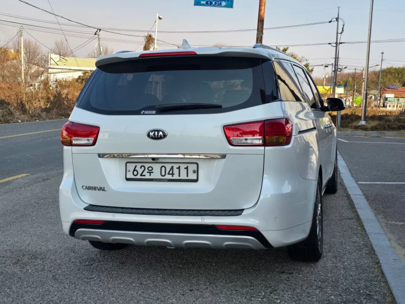 Kia Carnival