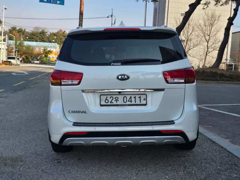 Kia Carnival
