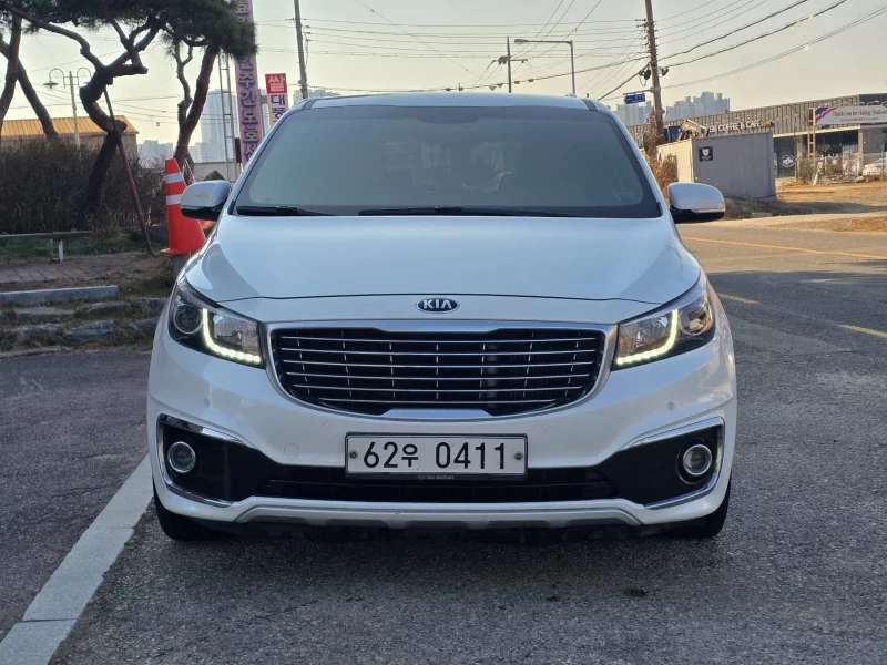 Kia Carnival