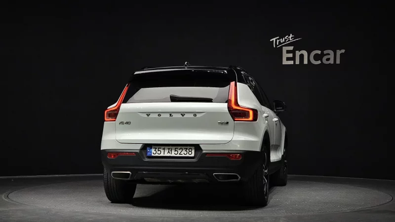 Volvo XC40