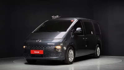 Hyundai Staria