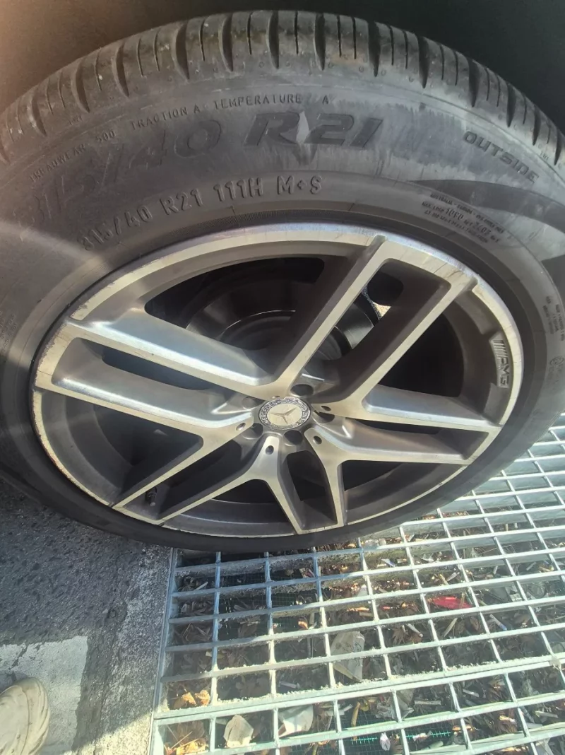 Mercedes-Benz GLE-Class