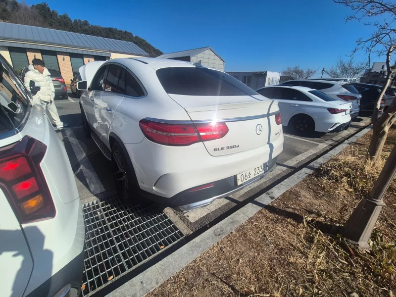 Mercedes-Benz GLE-Class