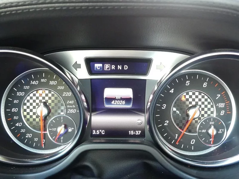 Mercedes-Benz SL-Class