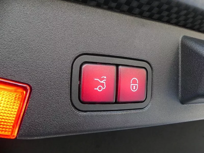 Mercedes-Benz SL-Class