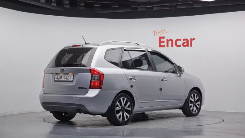 Kia Carens