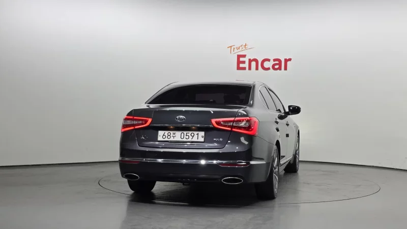 Kia K7