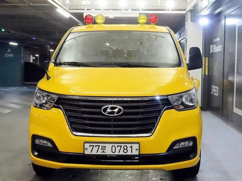 Hyundai Starex