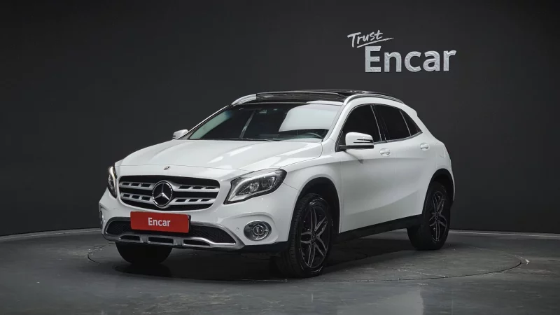 Mercedes-Benz GLA-Class