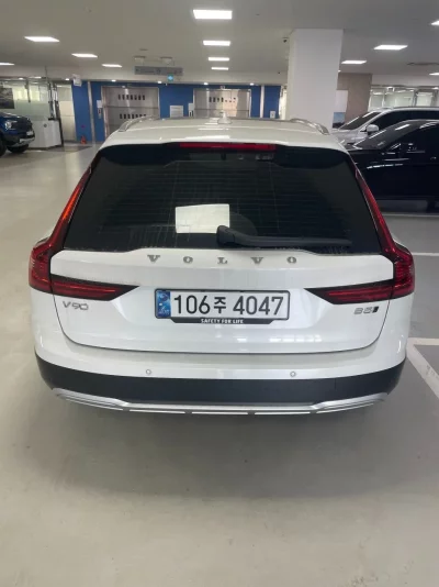 Volvo V90