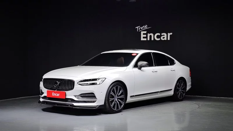 Volvo S90