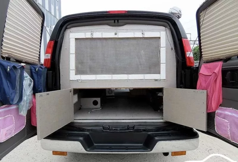 Chevrolet Express Van