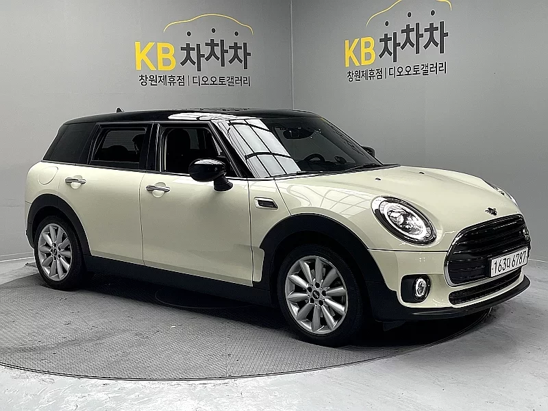 MINI Clubman