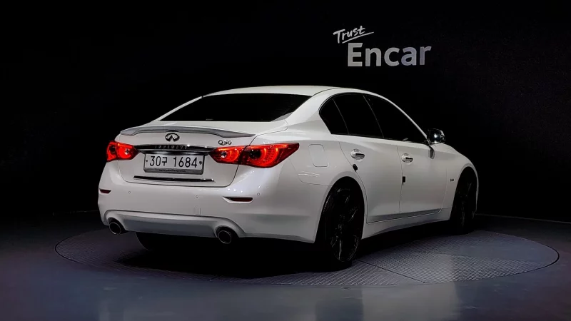 Infiniti Q50