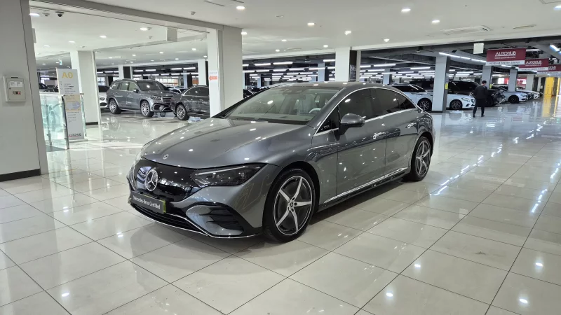 Mercedes-Benz EQE
