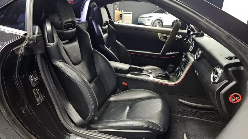 Mercedes-Benz SLK-Class