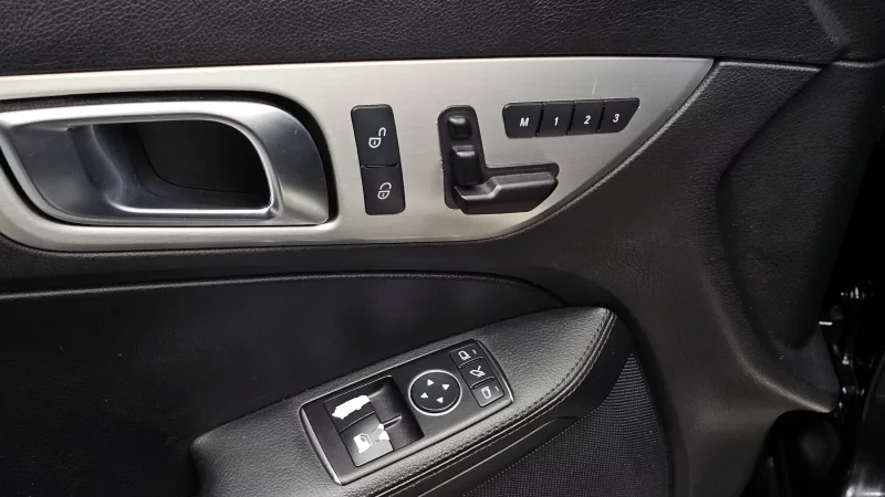 Mercedes-Benz SLK-Class