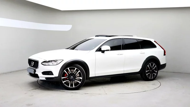 Volvo V90