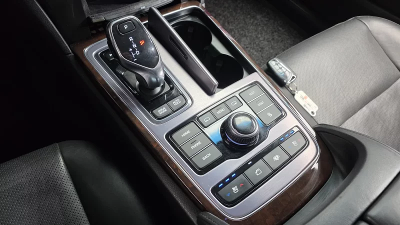 Hyundai Equus