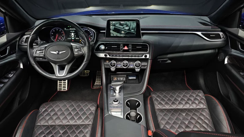 Genesis G70