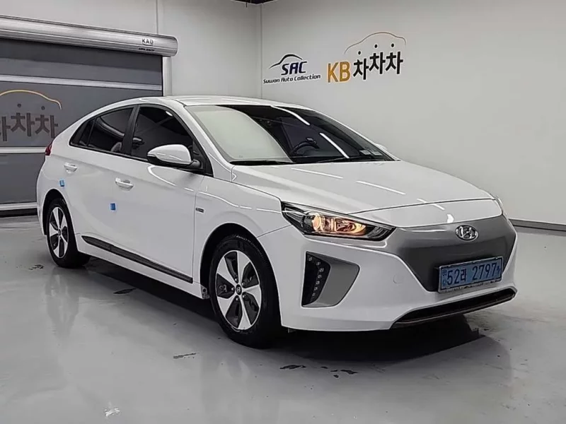 Hyundai Ioniq