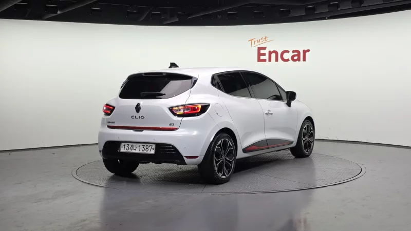 Renault Samsung Cilo