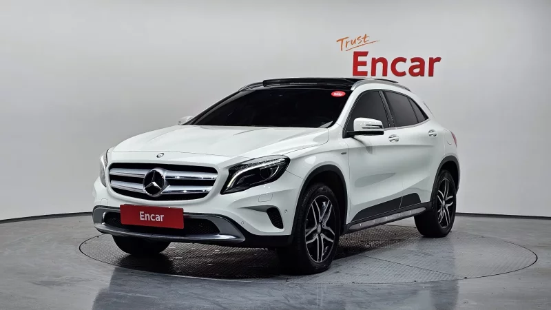 Mercedes-Benz GLA-Class