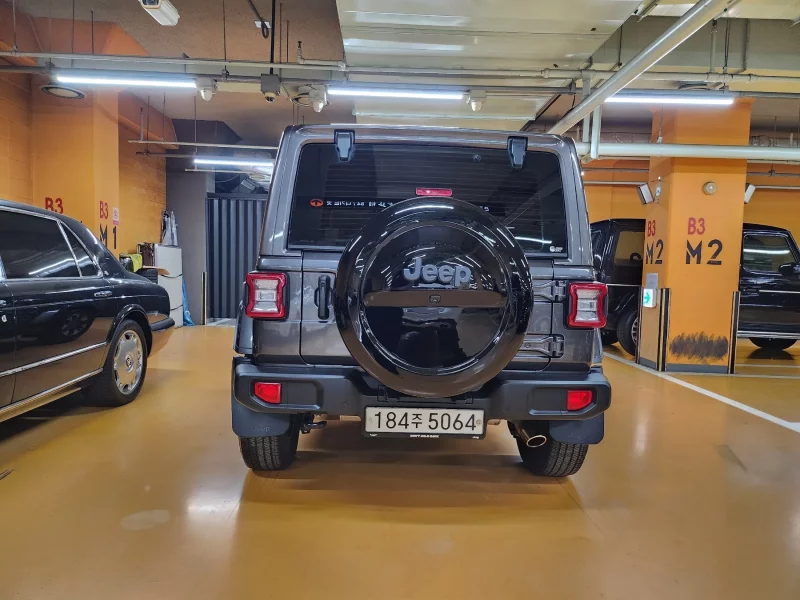 Jeep WRANGLER