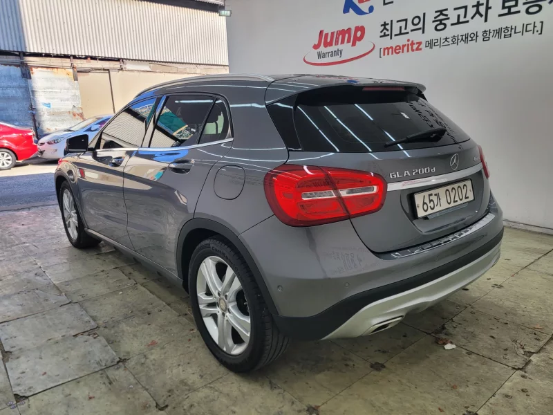 Mercedes-Benz GLA-Class