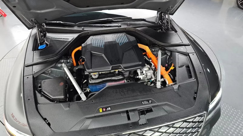 Genesis Electrified G80