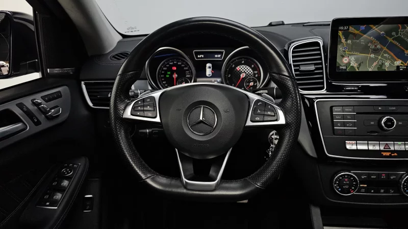 Mercedes-Benz GLE-Class
