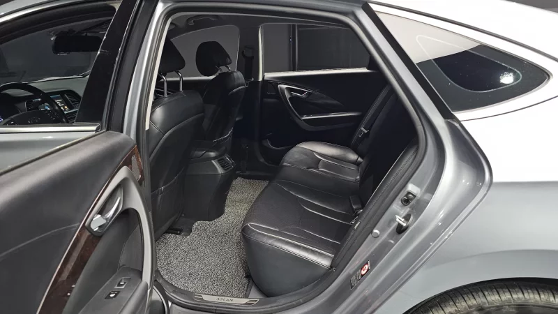 Hyundai Aslan