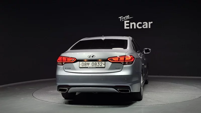 Hyundai Aslan